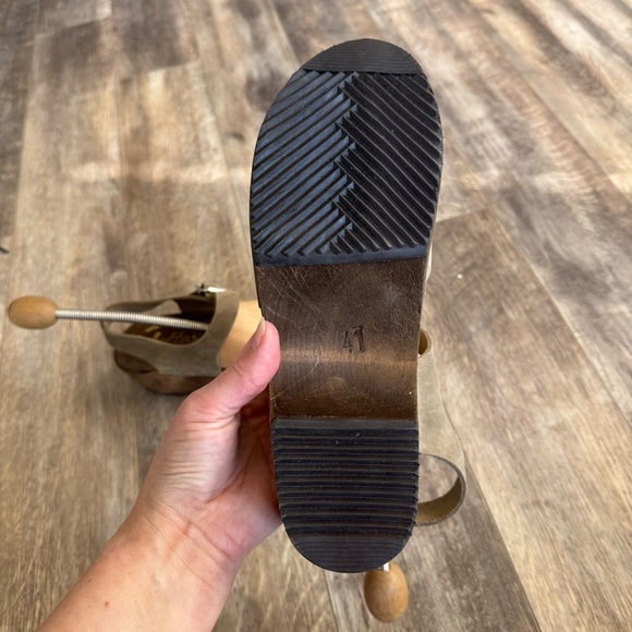 NWOT! Swedish Clogs Low Wood Taupe Oiled Nubuck Leather by Lotta’s - Size 41 - Picture 6 of 11